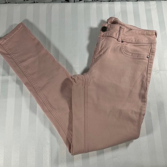 Size: Medium - Light Pink Jegging Style Skinny Jean - Picture 2 of 3